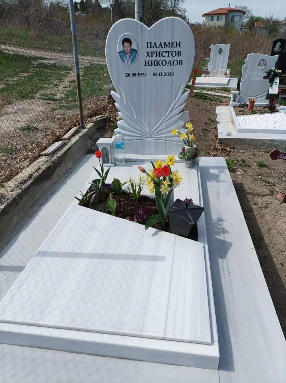 Надгробни паметници Варна